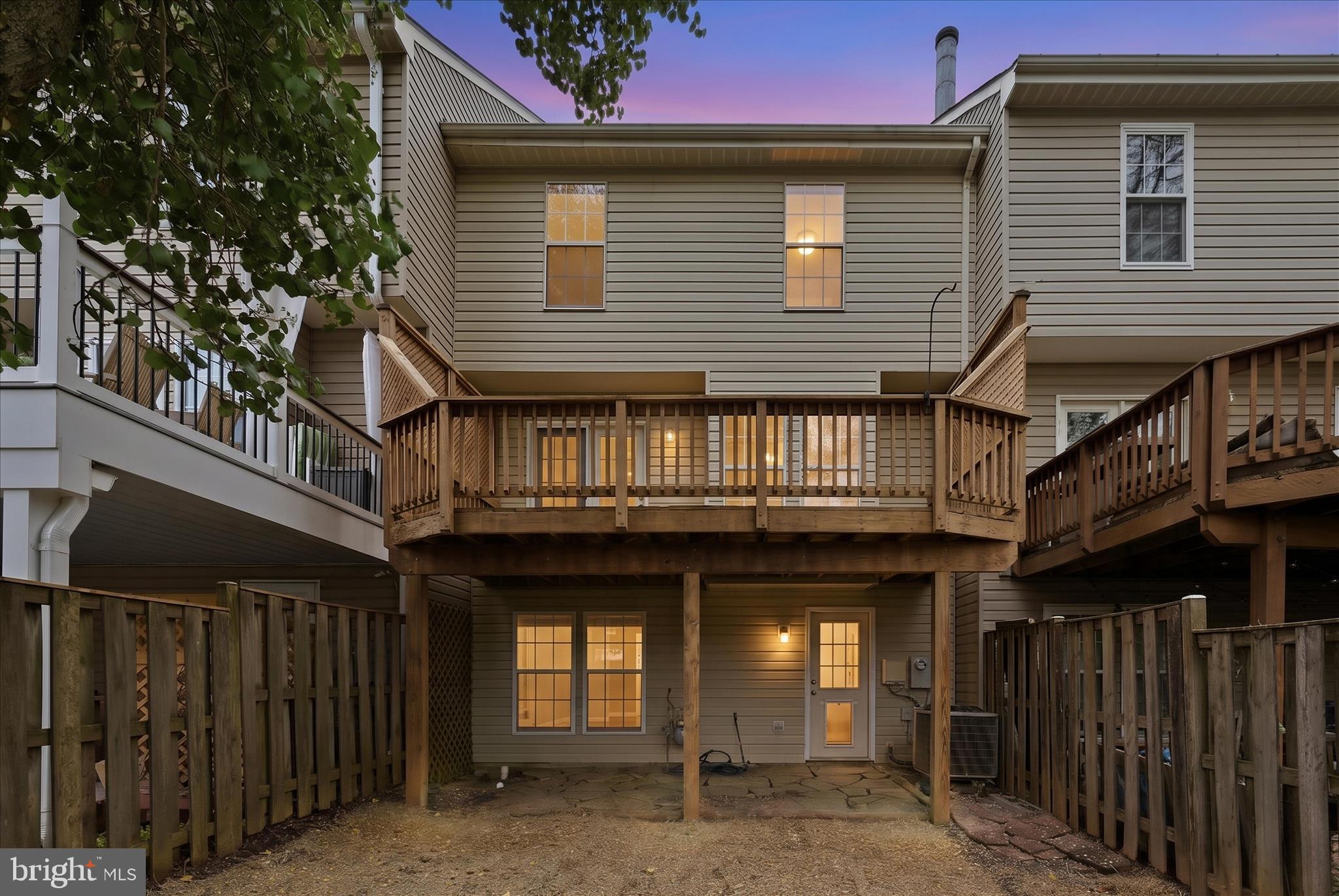 POTOMAC LAKES - Residential