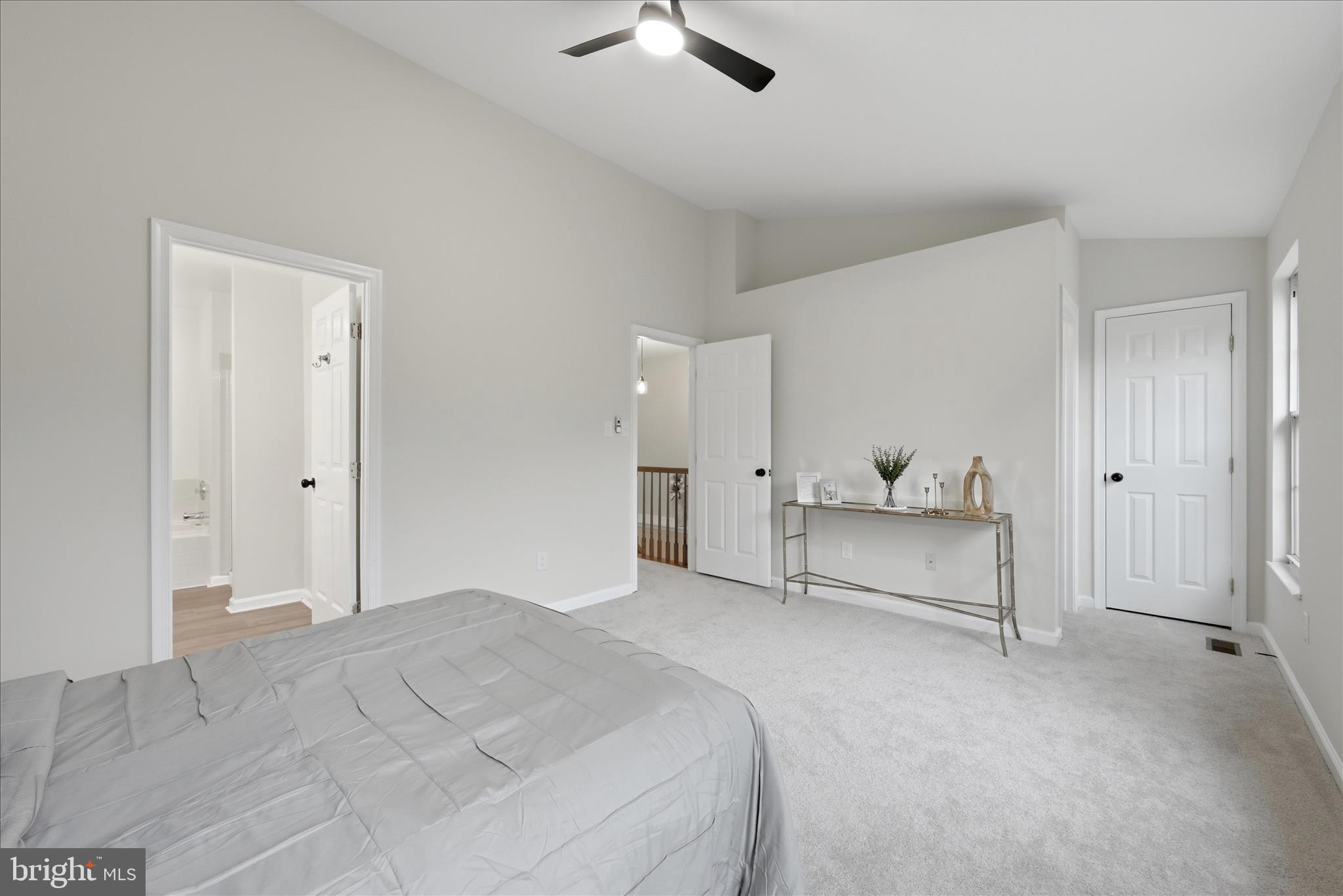 POTOMAC LAKES - Residential