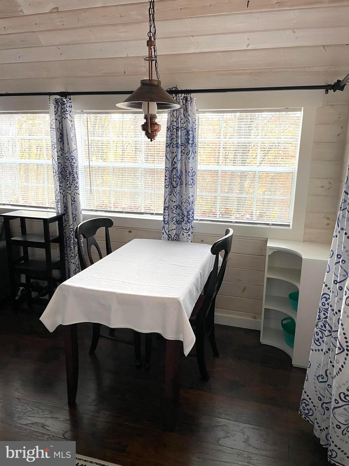 DOGWOOD FLATS - Residential