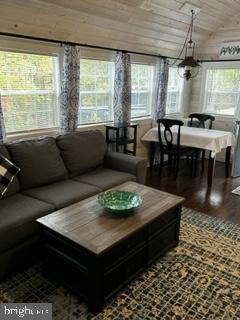 DOGWOOD FLATS - Residential