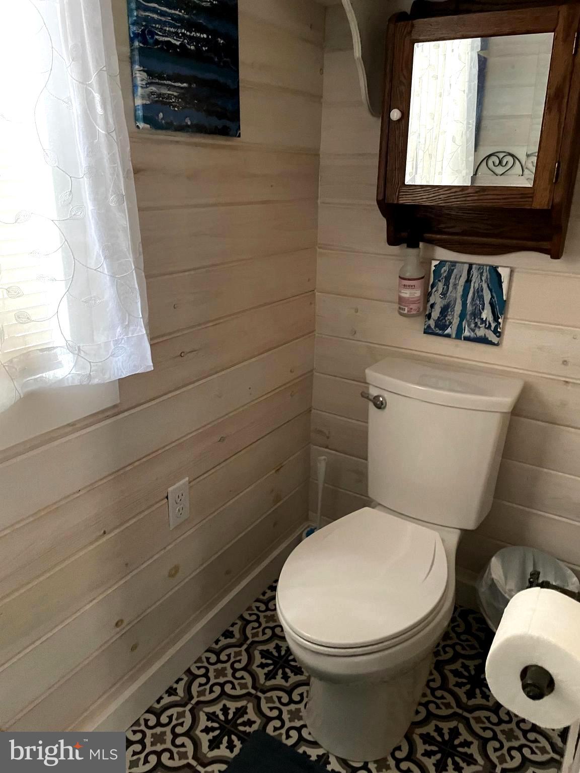 DOGWOOD FLATS - Residential