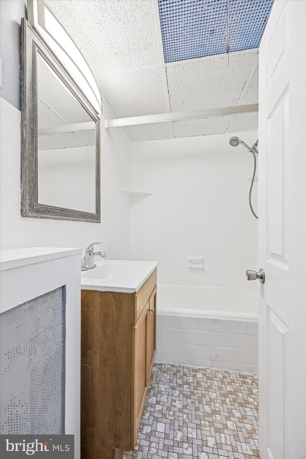 STONEHURST - Residential