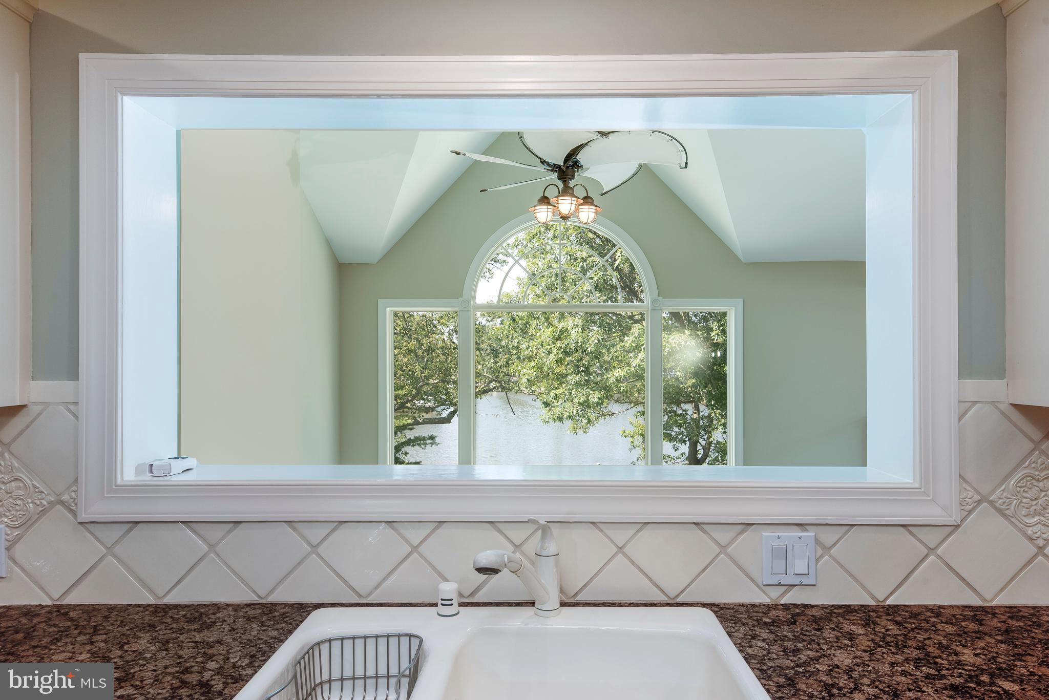 TWIN HARBORS - Residential