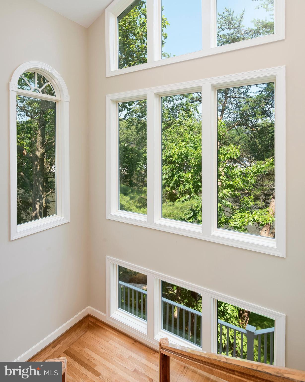 TWIN HARBORS - Residential