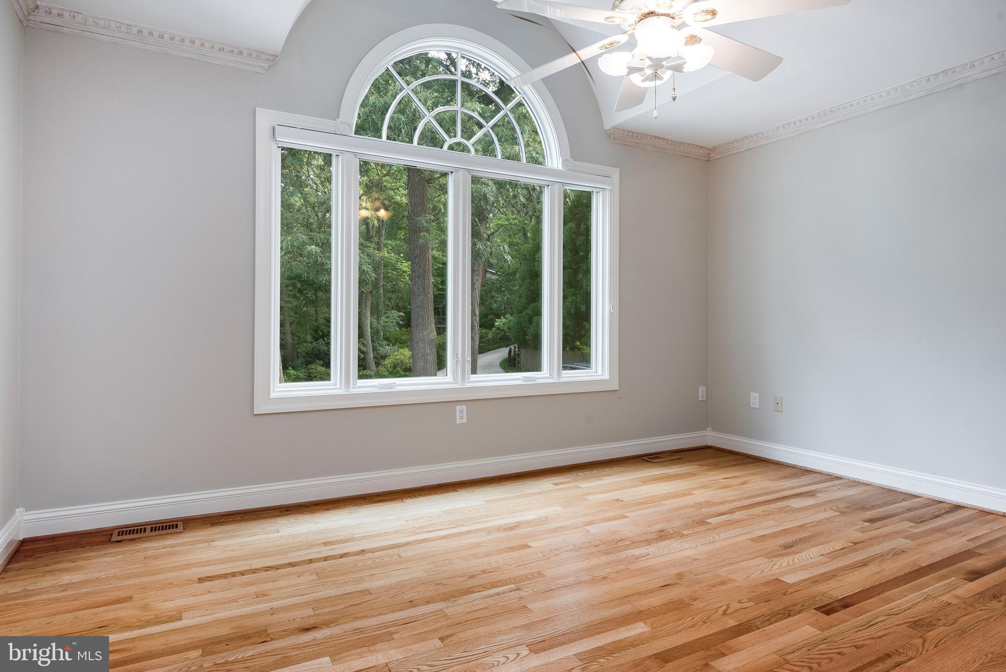 TWIN HARBORS - Residential