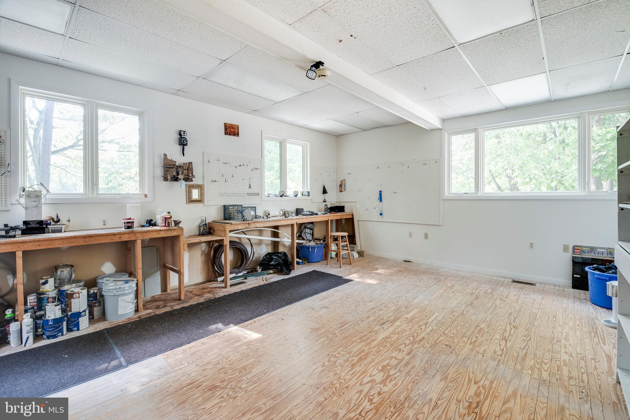 TWIN HARBORS - Residential