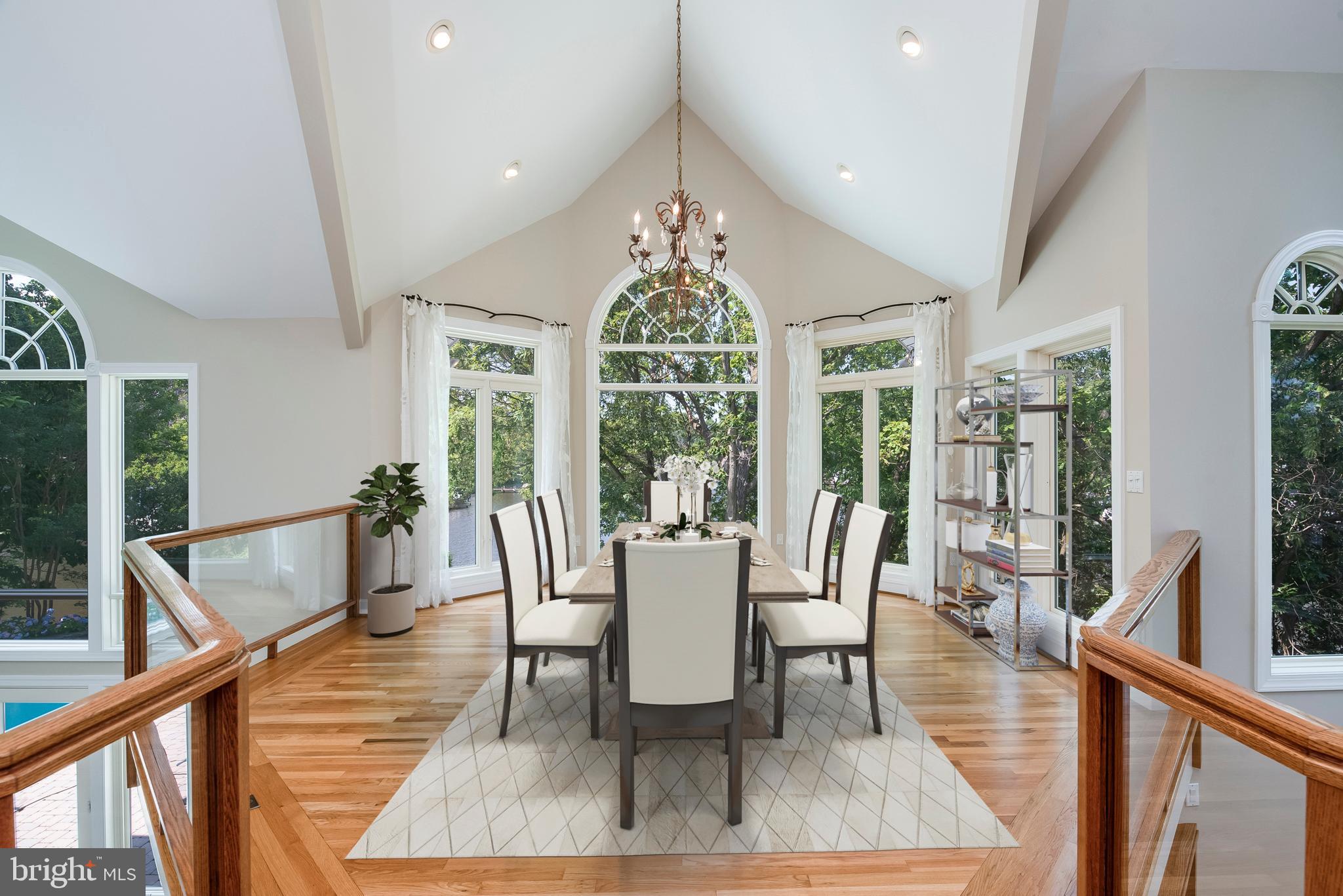 TWIN HARBORS - Residential