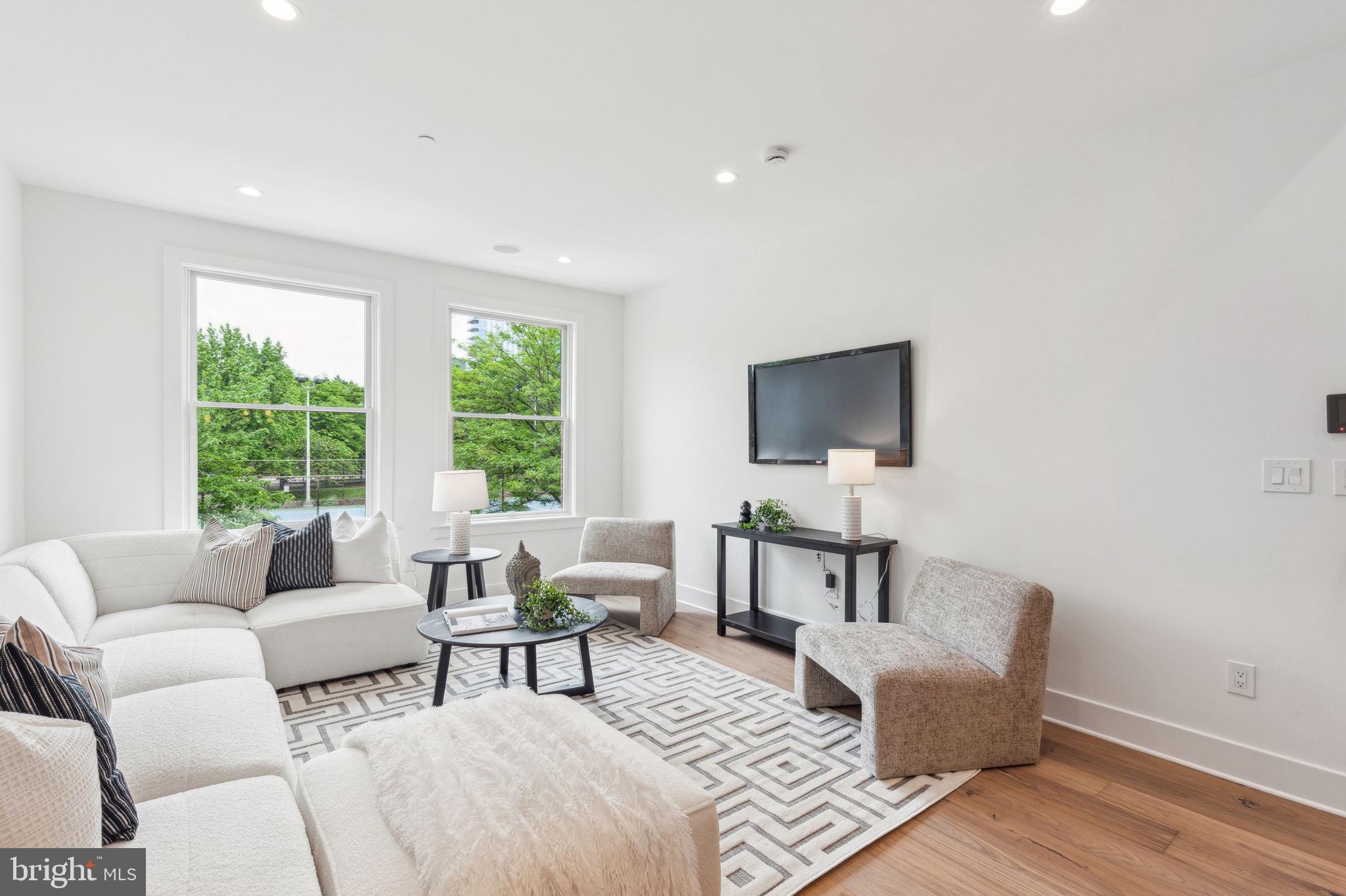 FITLER SQUARE - Residential