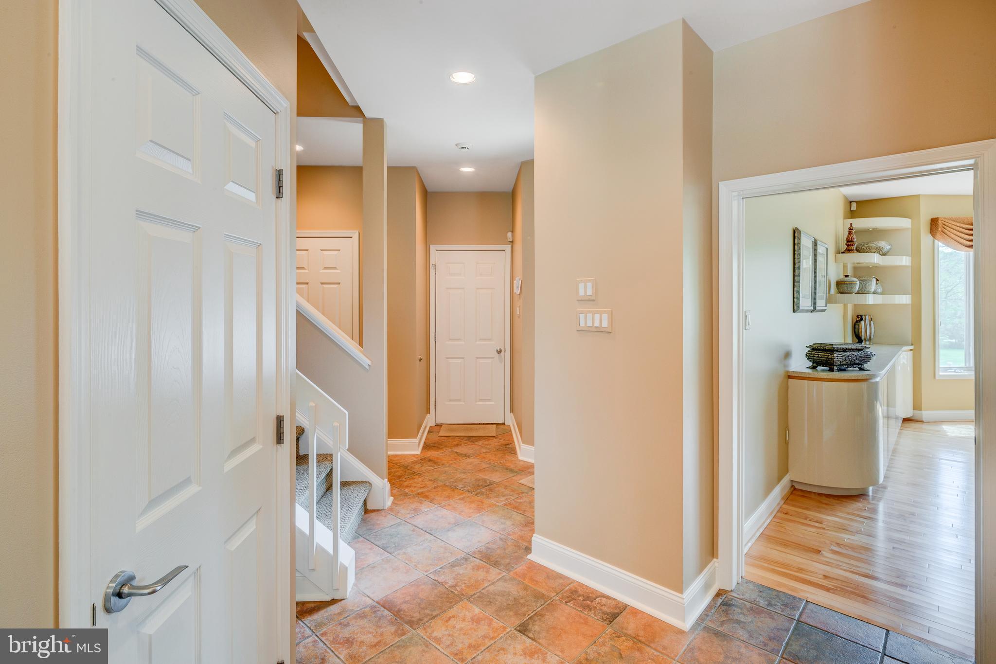 COUNTRYVIEW - Residential