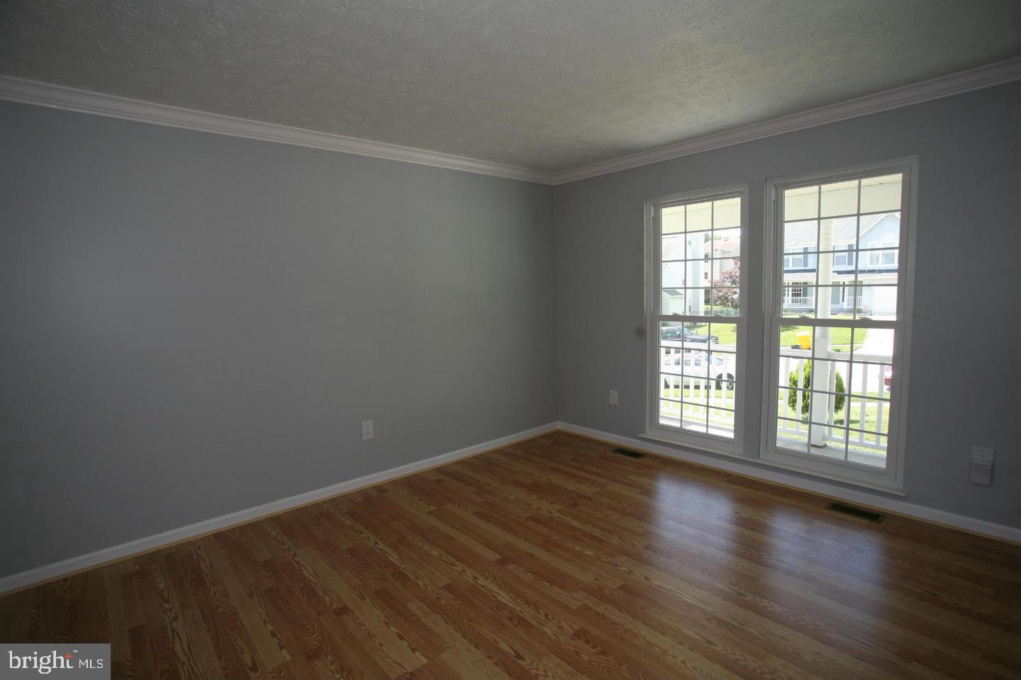 SANDRIDGE - Residential Lease