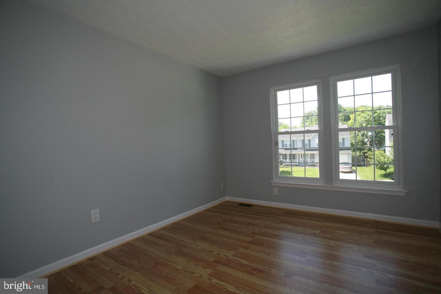 SANDRIDGE - Residential Lease