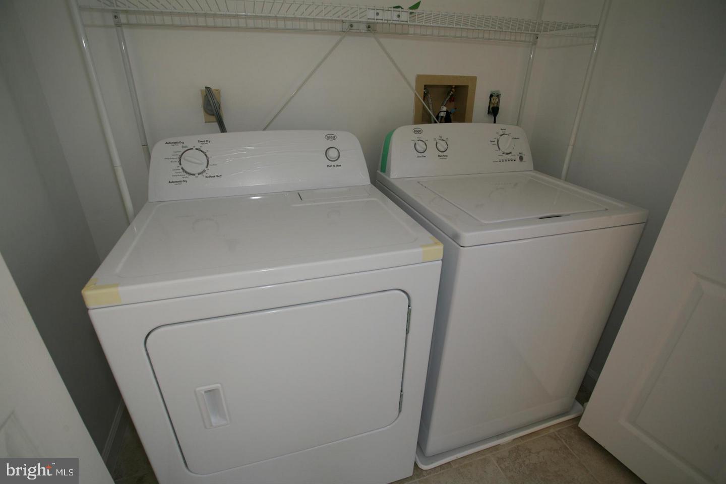 SANDRIDGE - Residential Lease