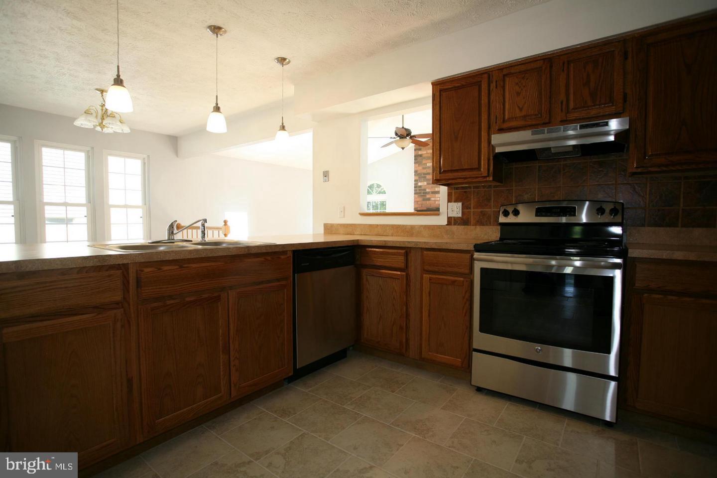 SANDRIDGE - Residential Lease