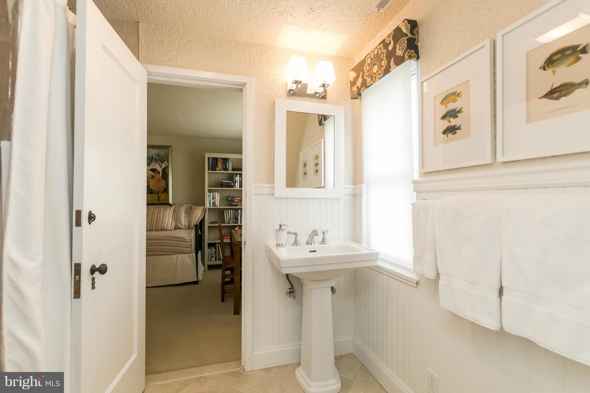 GREATER HOMELAND HISTORIC DISTRICT - Residential