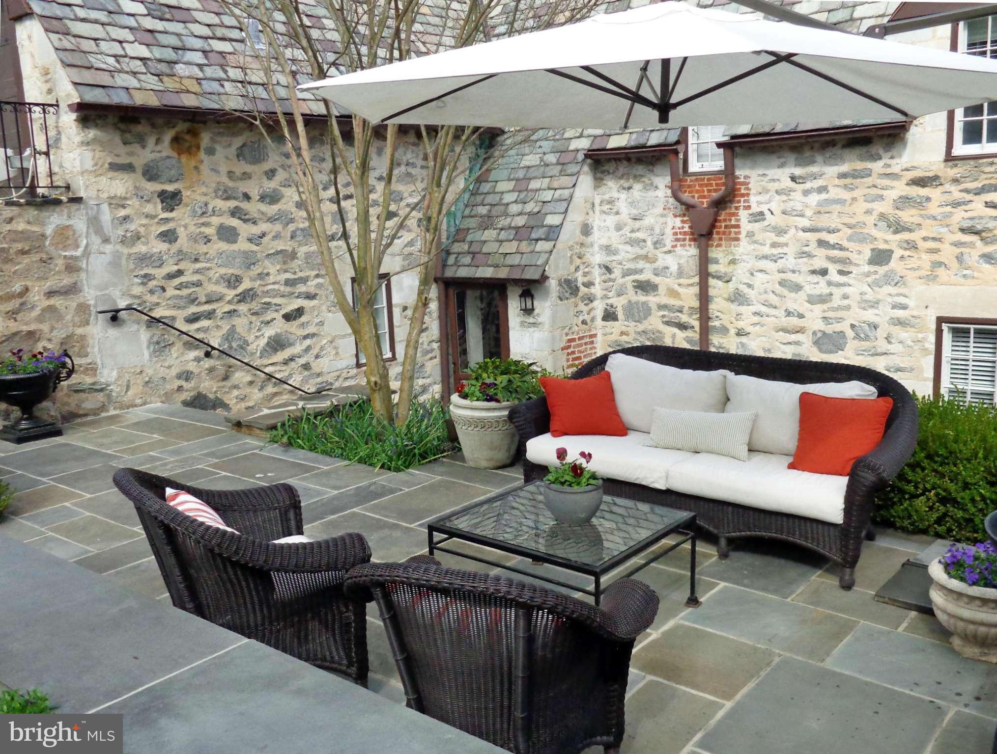 GREATER HOMELAND HISTORIC DISTRICT - Residential