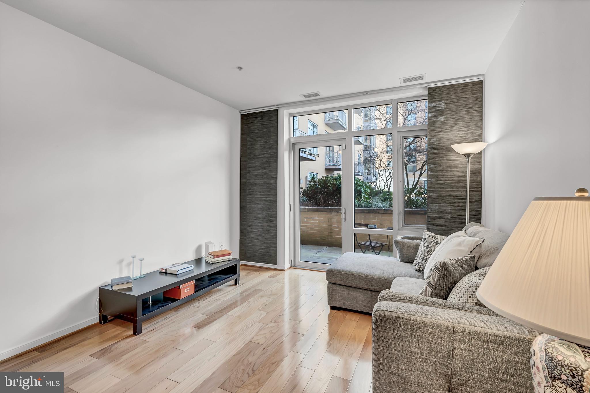 HYATTSVILLE - Residential