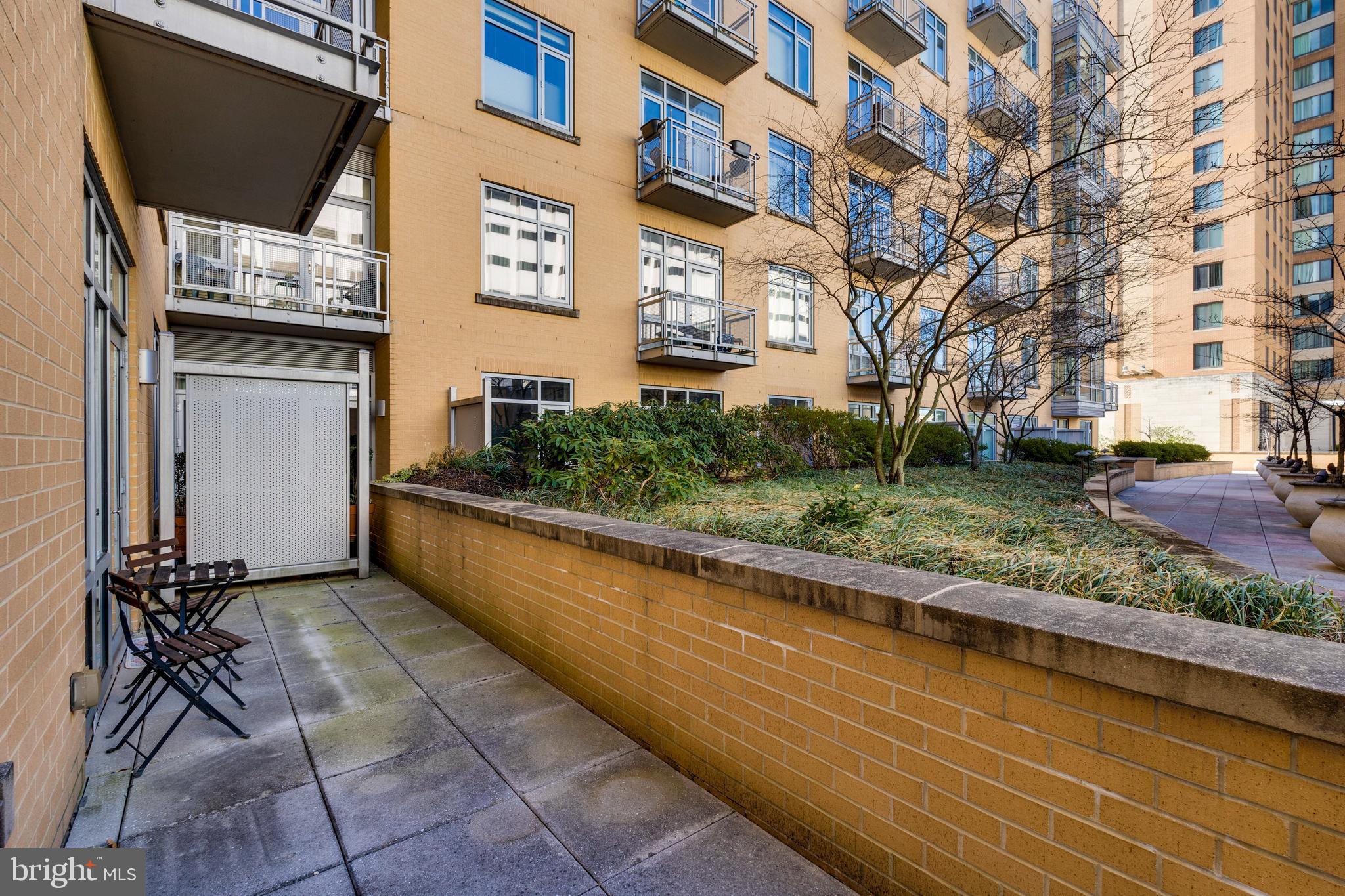 HYATTSVILLE - Residential