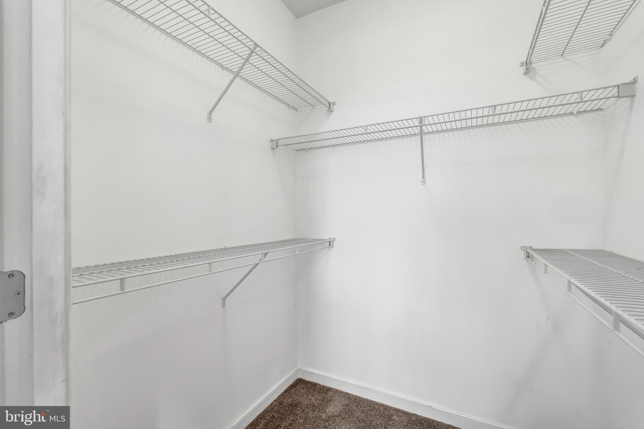 HYATTSVILLE - Residential