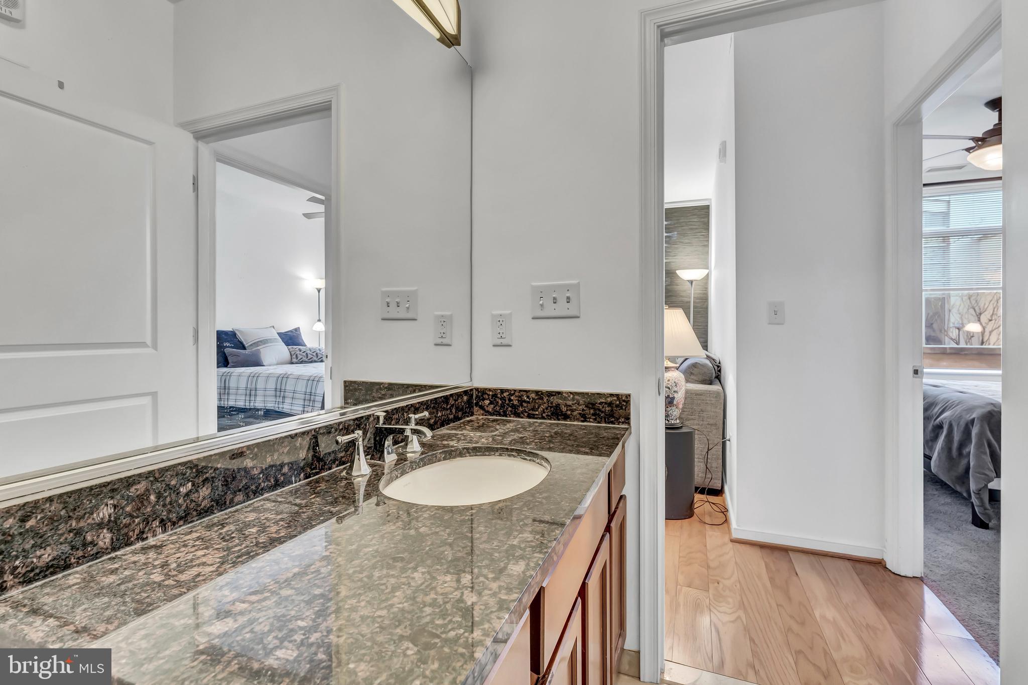 HYATTSVILLE - Residential