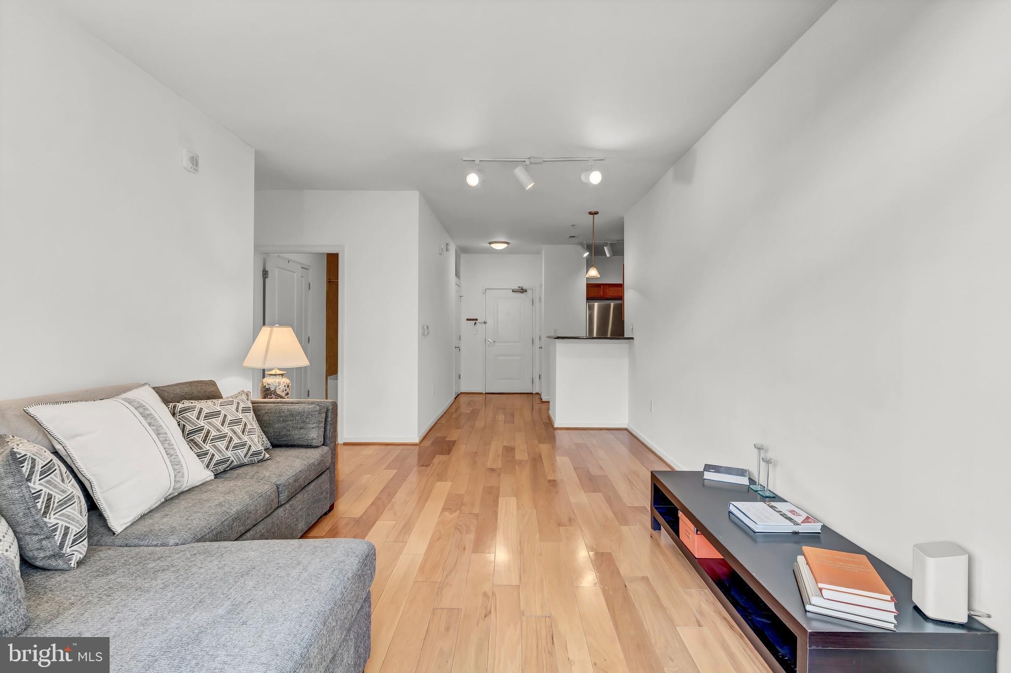 HYATTSVILLE - Residential