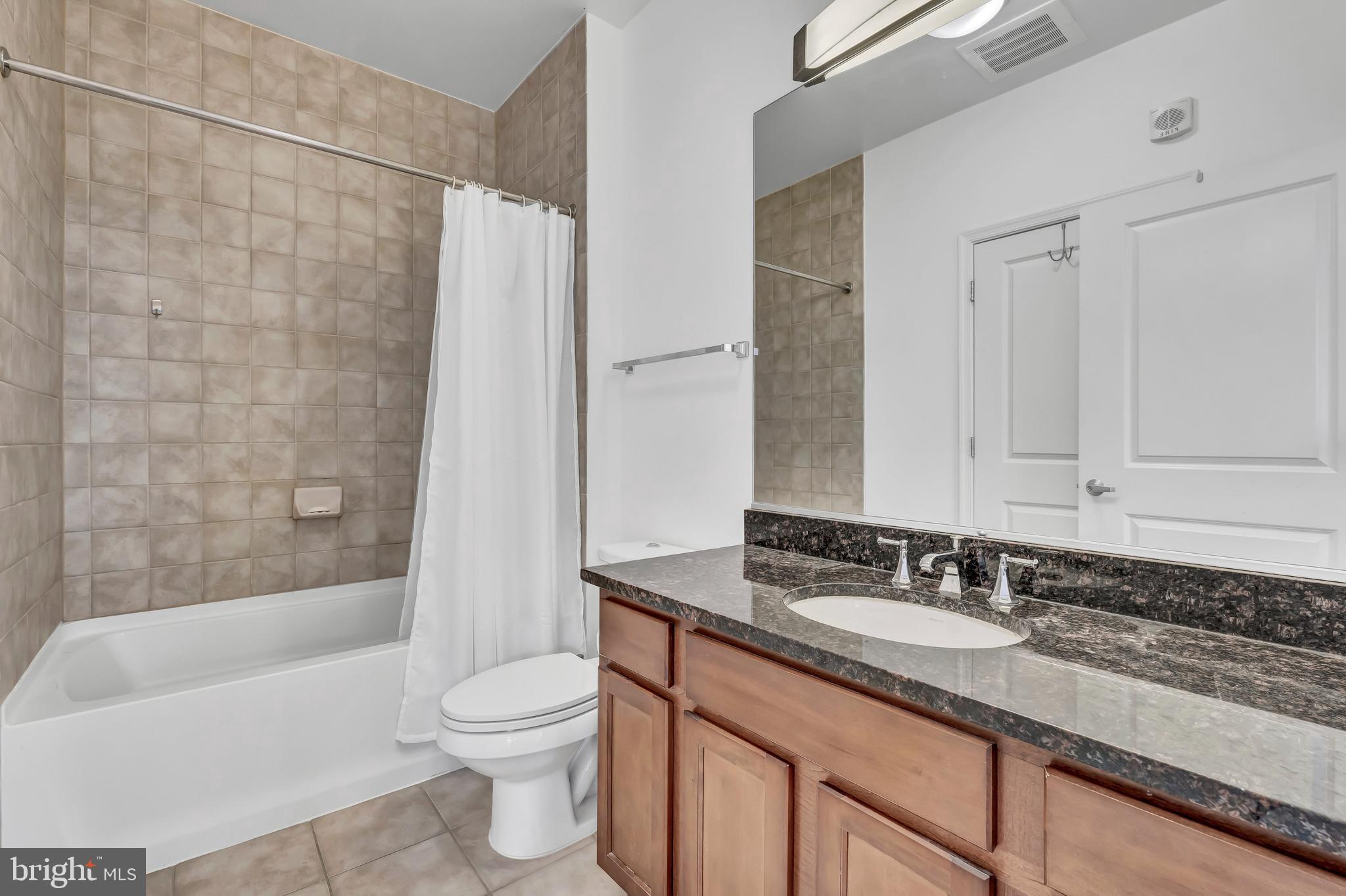 HYATTSVILLE - Residential