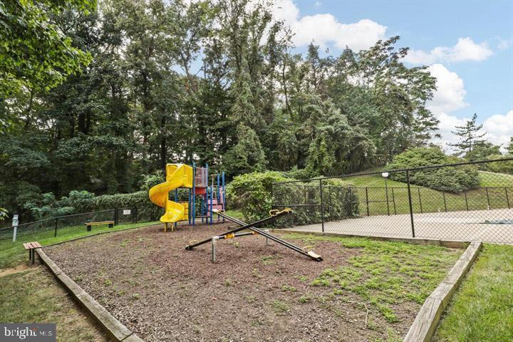 SENTINEL OF LANDMARK - Residential