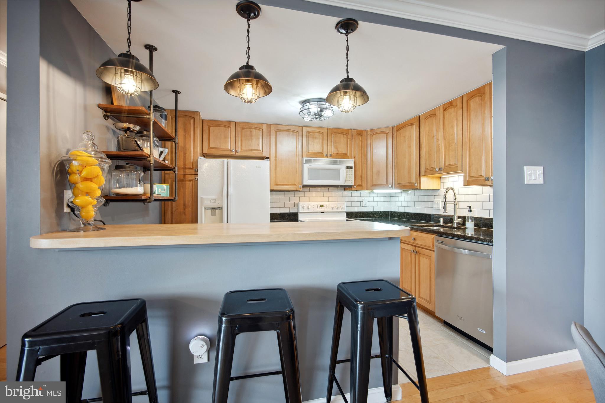 SENTINEL OF LANDMARK - Residential