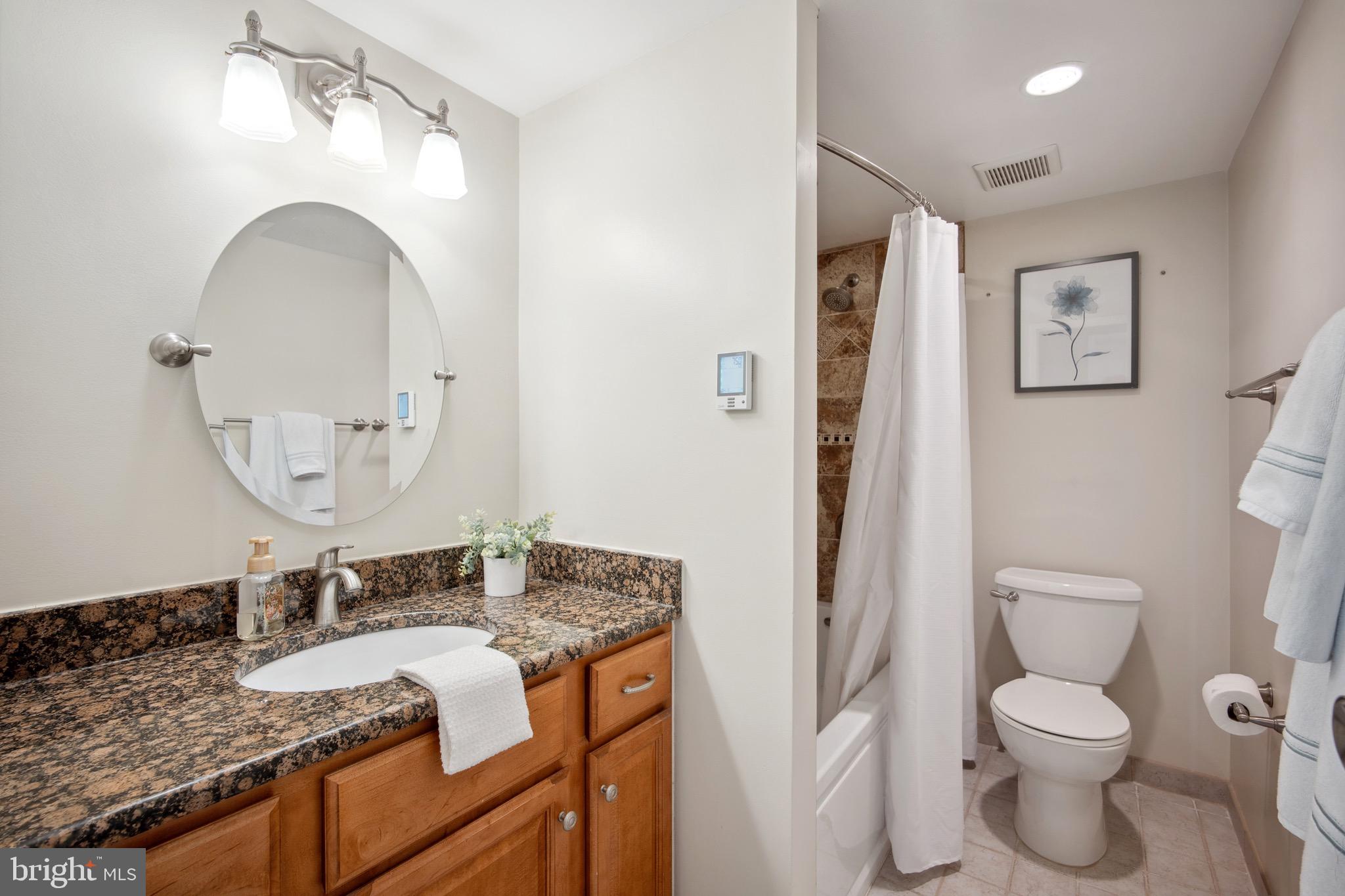 SENTINEL OF LANDMARK - Residential