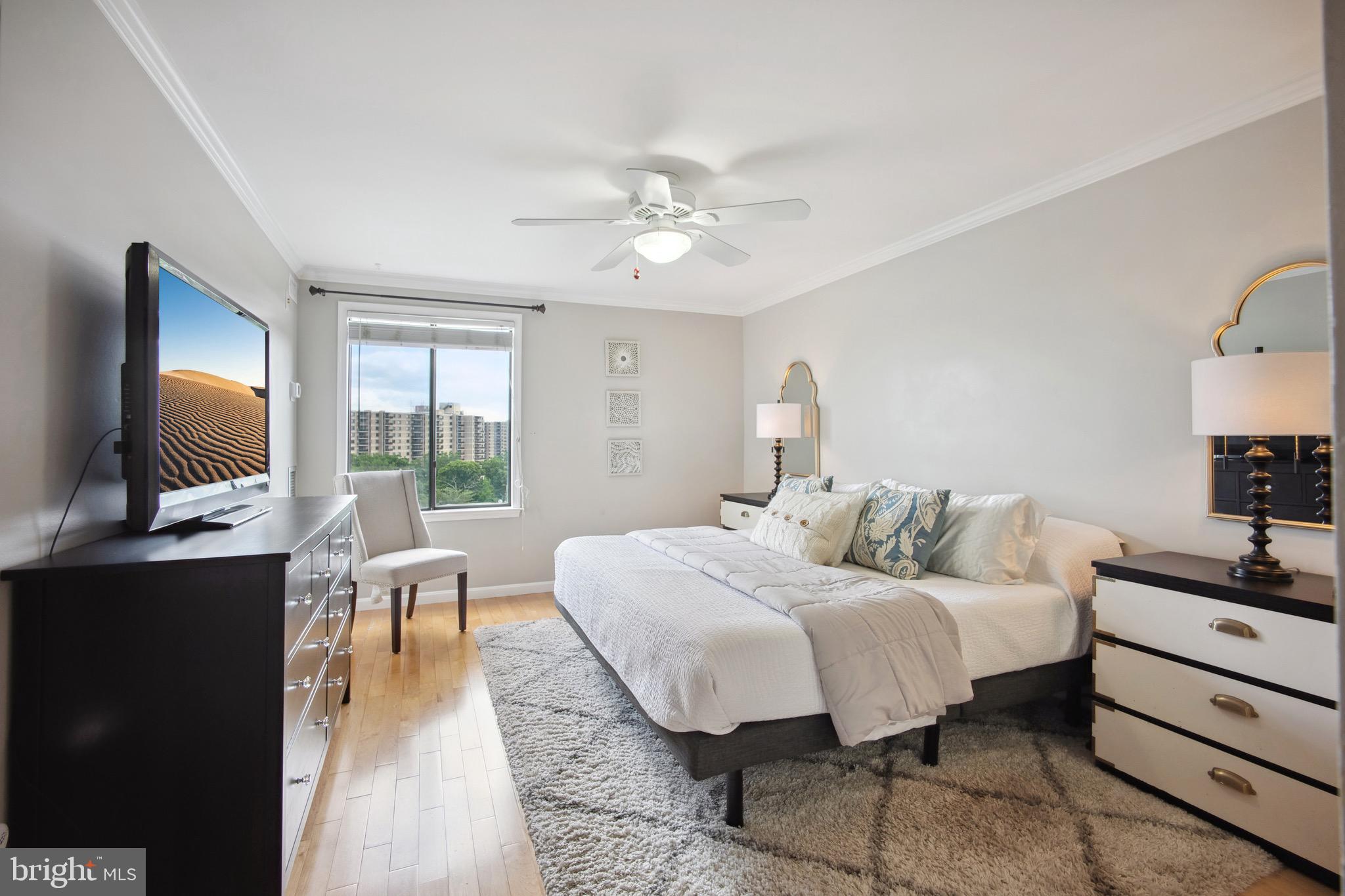 SENTINEL OF LANDMARK - Residential