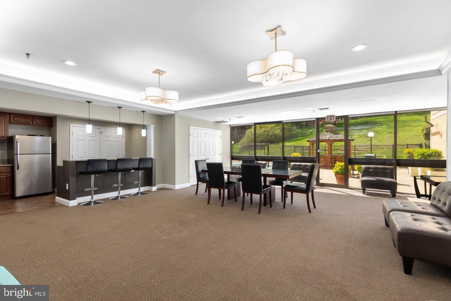 SENTINEL OF LANDMARK - Residential