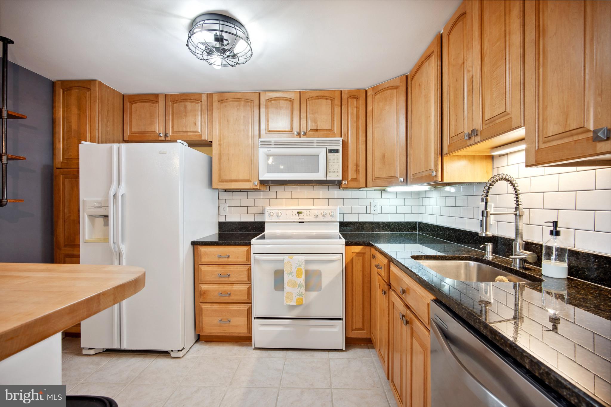 SENTINEL OF LANDMARK - Residential