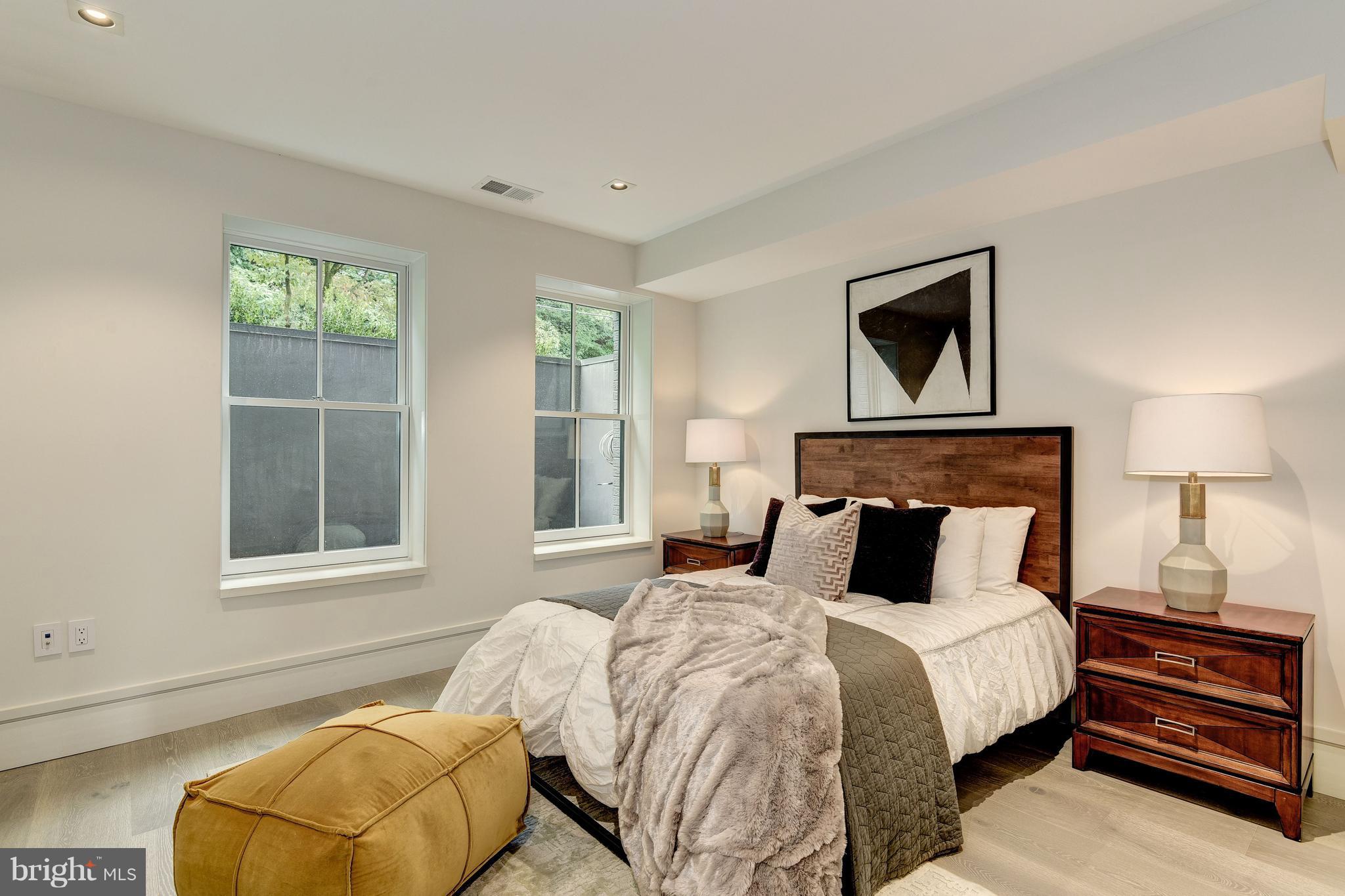 BURLEITH - Residential
