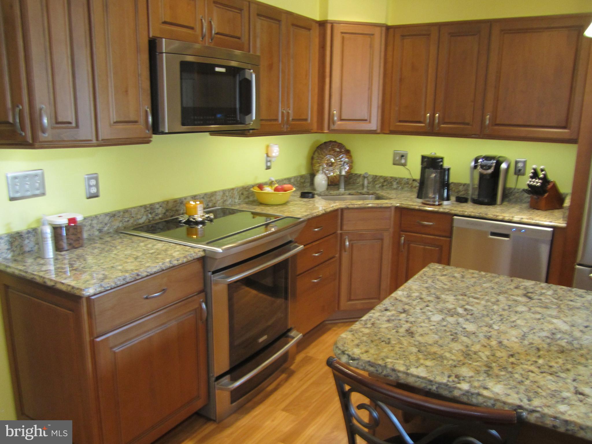 MUNROE GARDENS - Residential