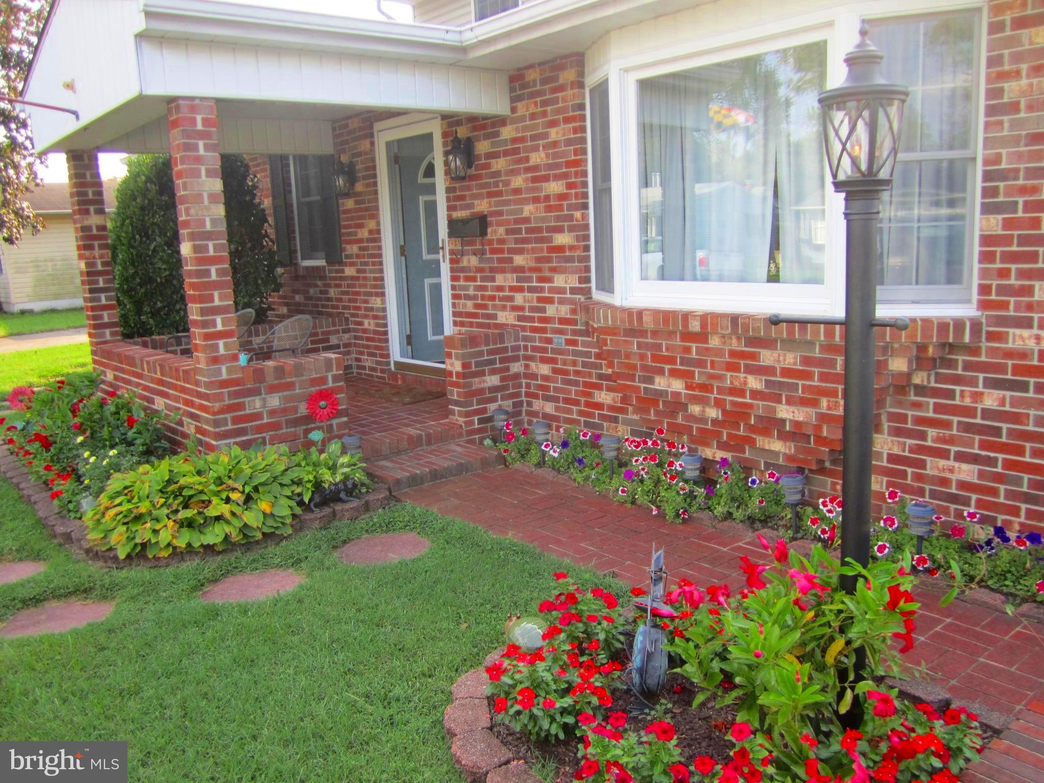 MUNROE GARDENS - Residential