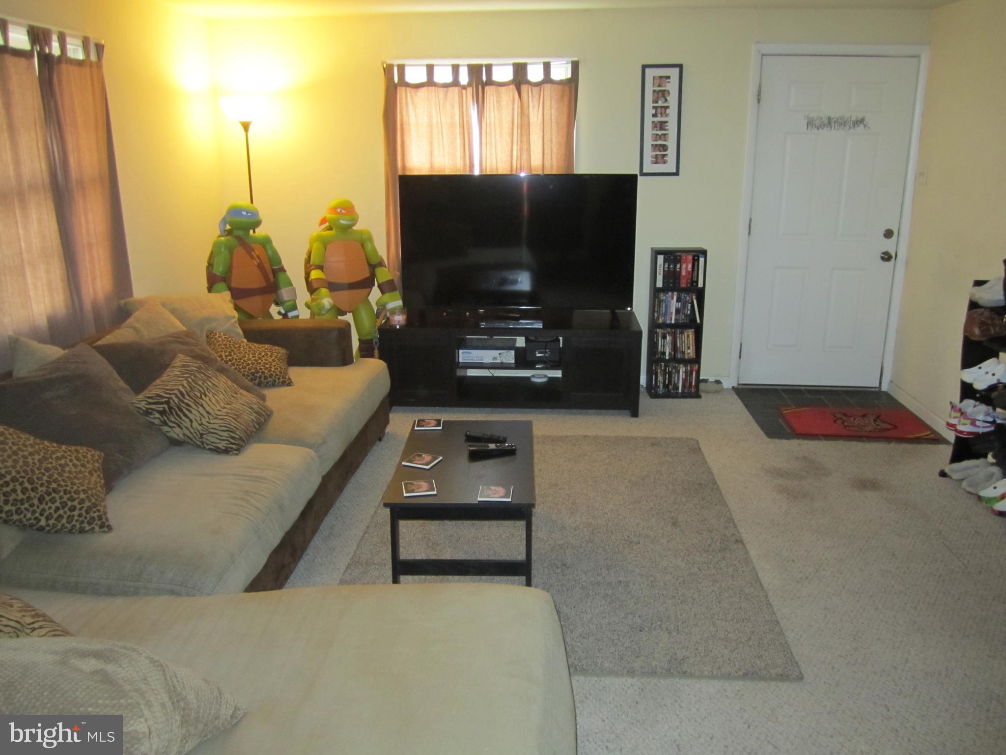 MUNROE GARDENS - Residential