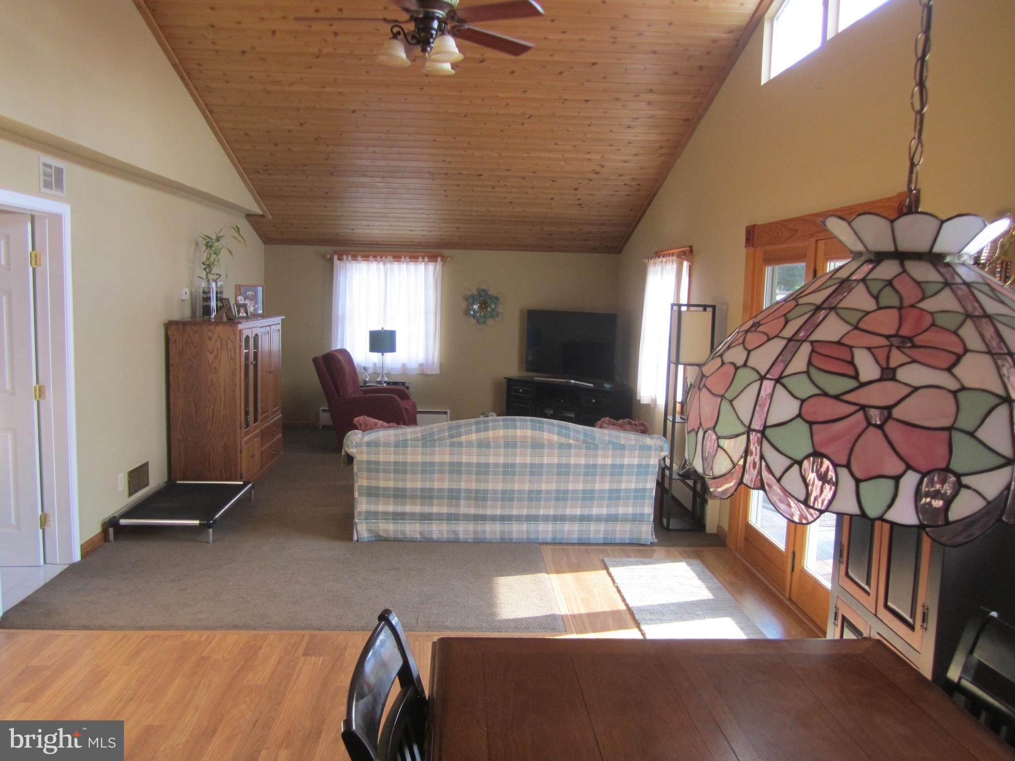 MUNROE GARDENS - Residential