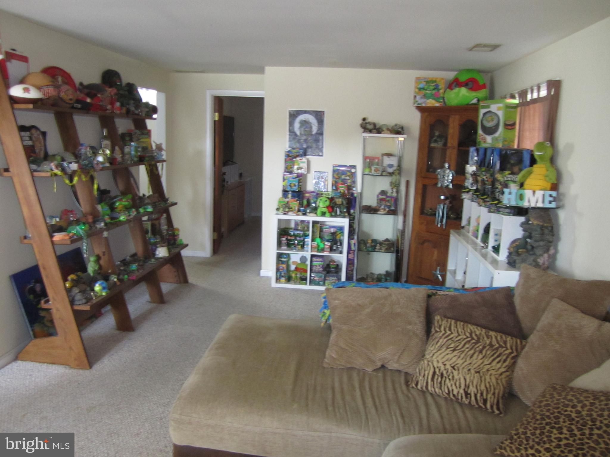 MUNROE GARDENS - Residential