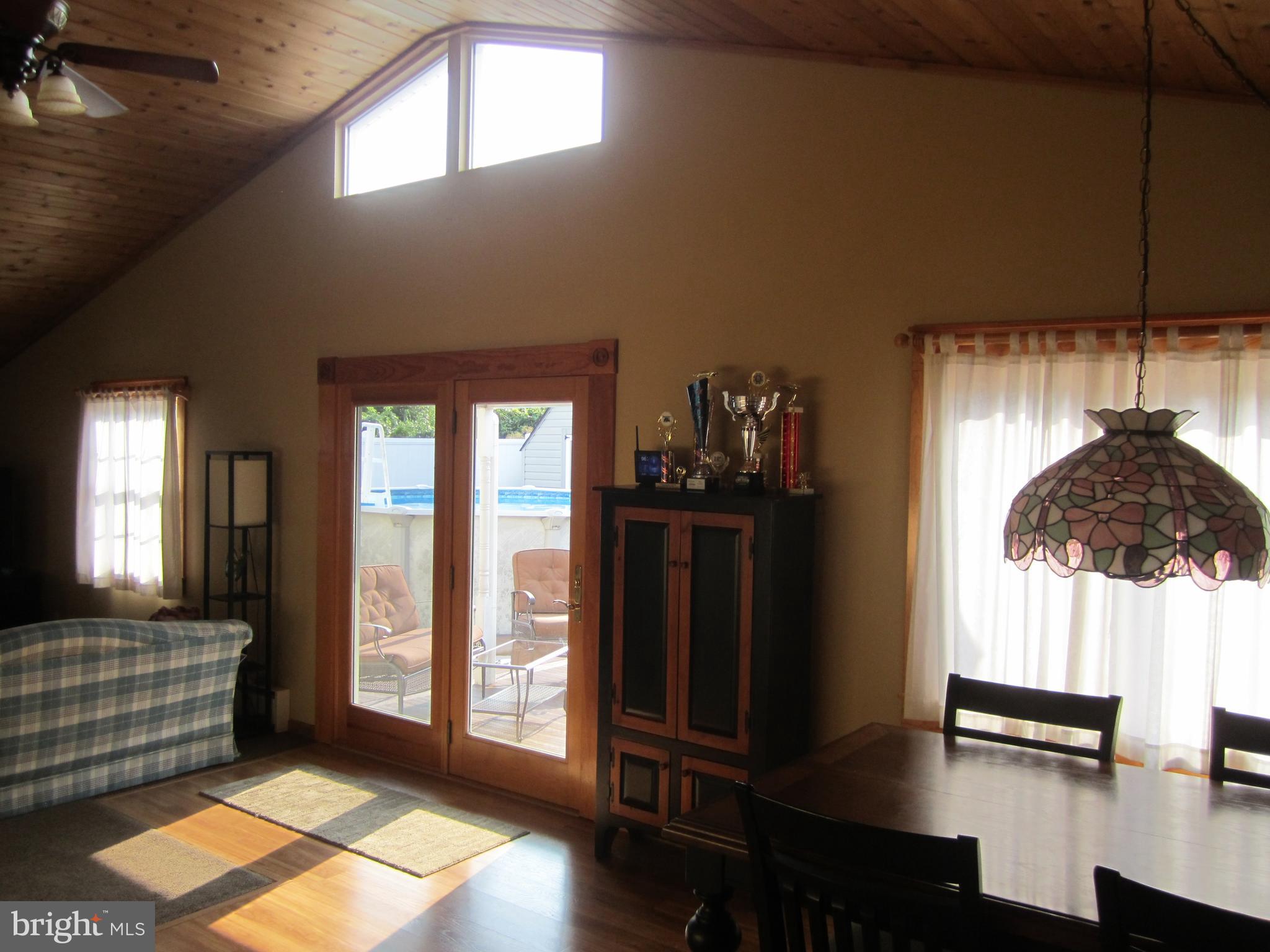 MUNROE GARDENS - Residential