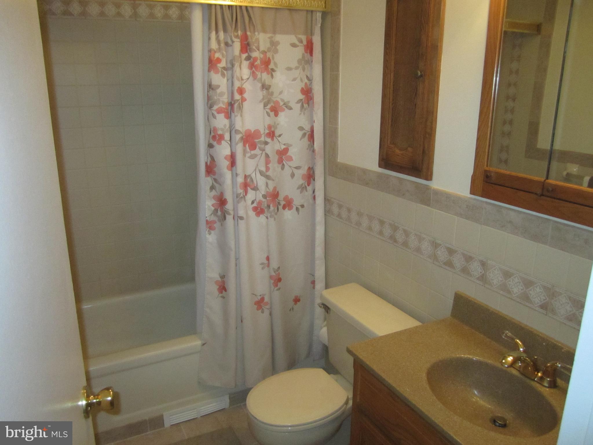 MUNROE GARDENS - Residential