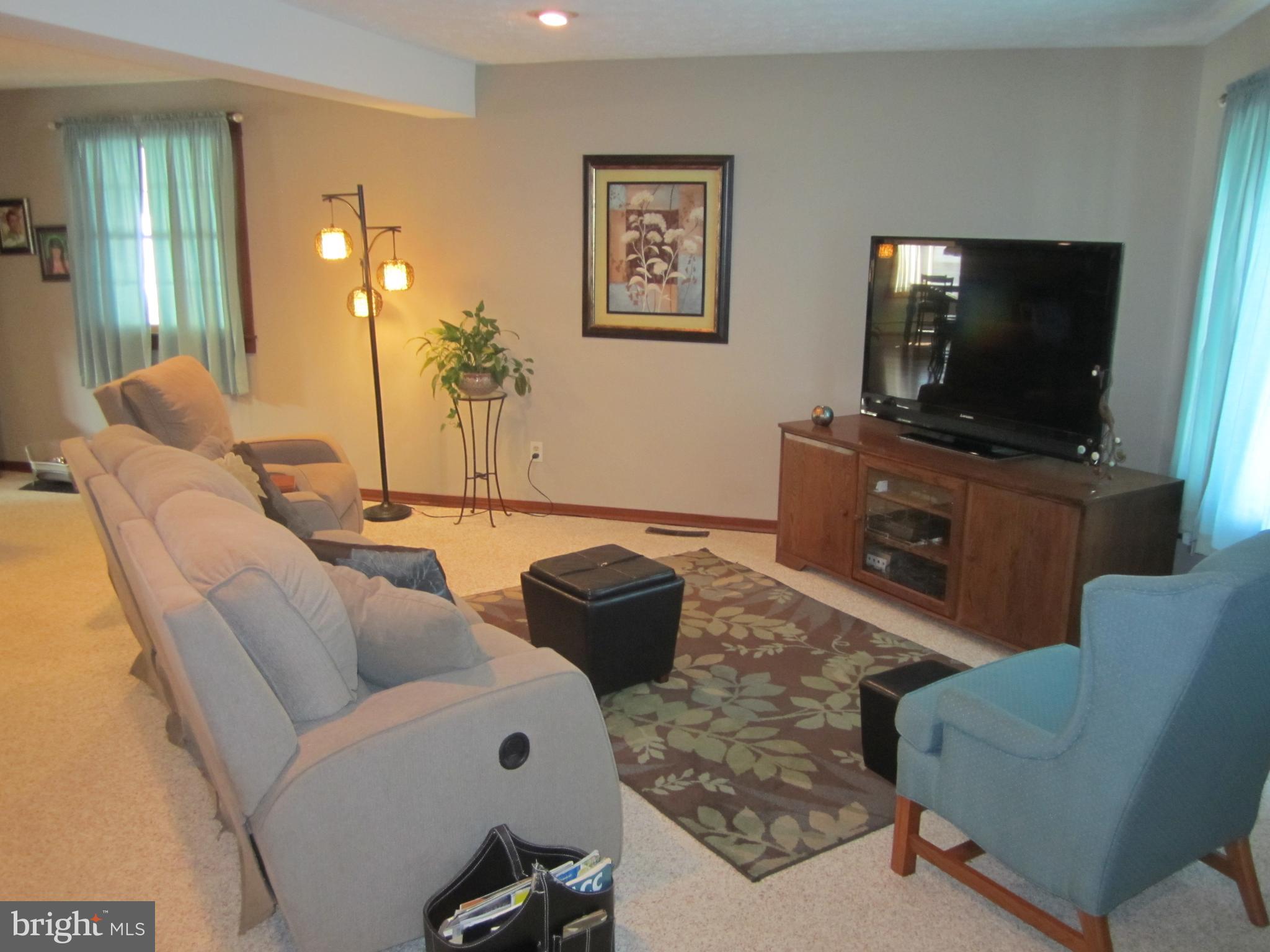 MUNROE GARDENS - Residential