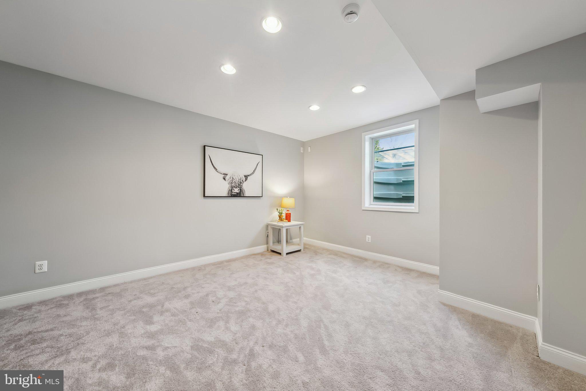 VICTORY LAKES - Residential