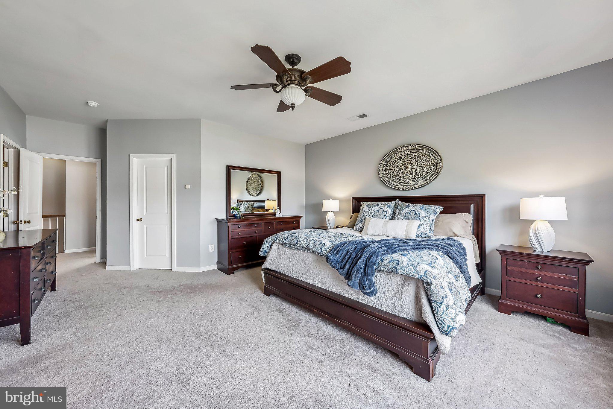 VICTORY LAKES - Residential