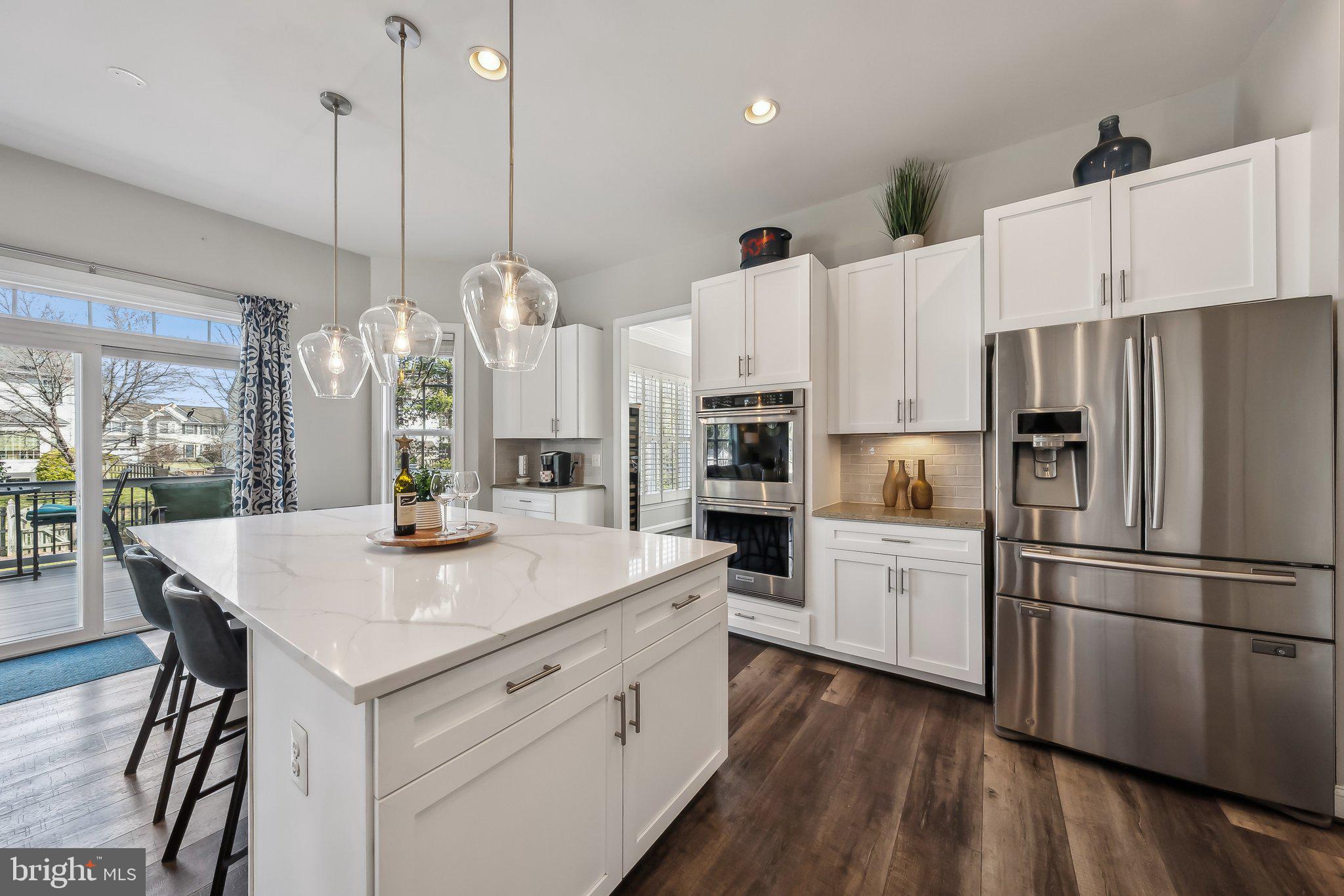 VICTORY LAKES - Residential