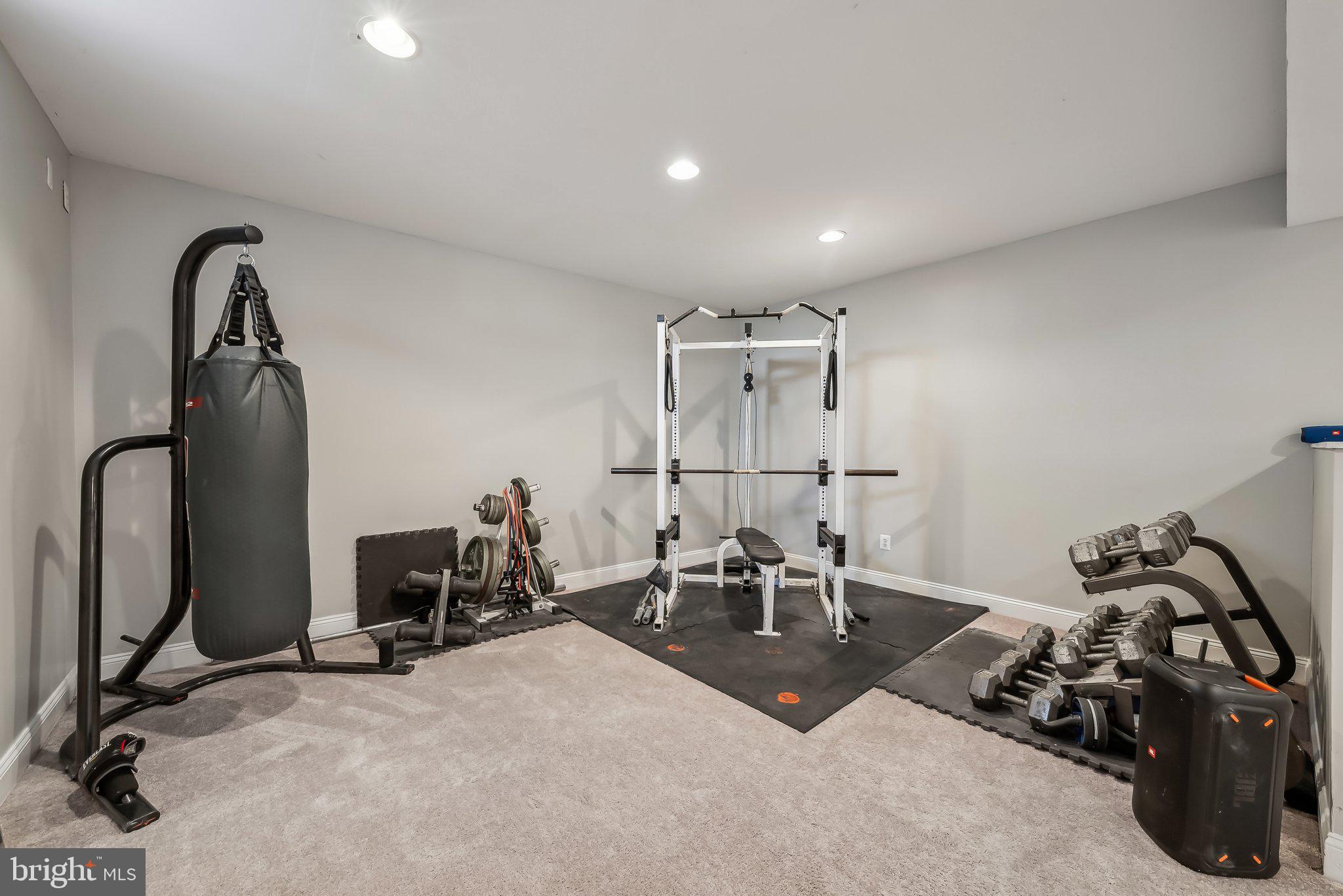 VICTORY LAKES - Residential