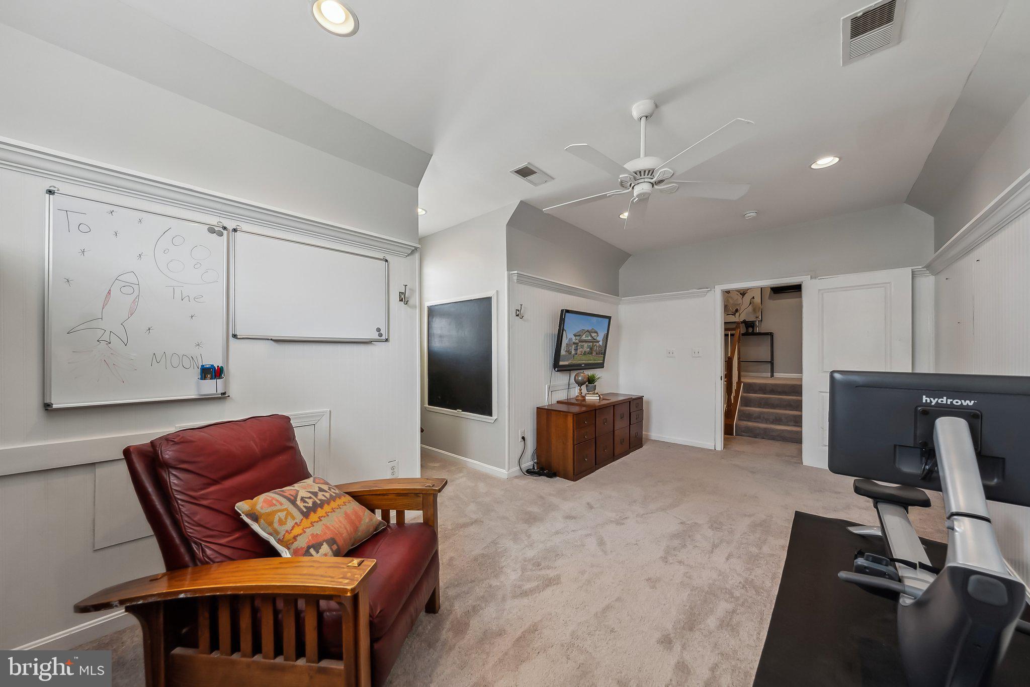 VICTORY LAKES - Residential