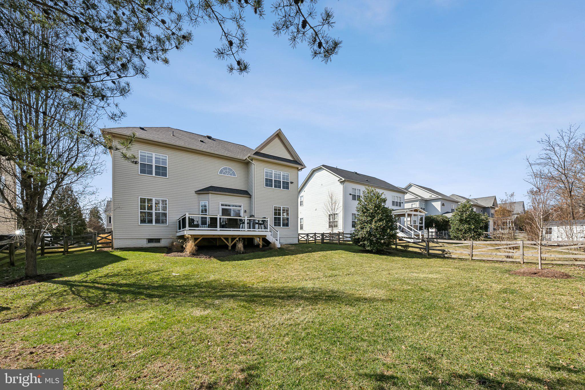 VICTORY LAKES - Residential