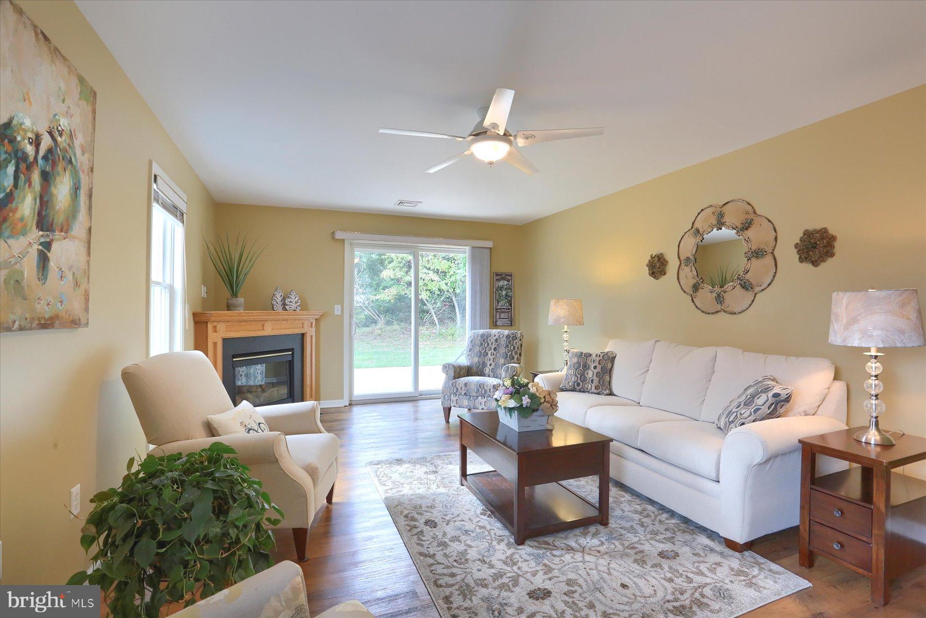 WHITE OAK MANOR - Residential