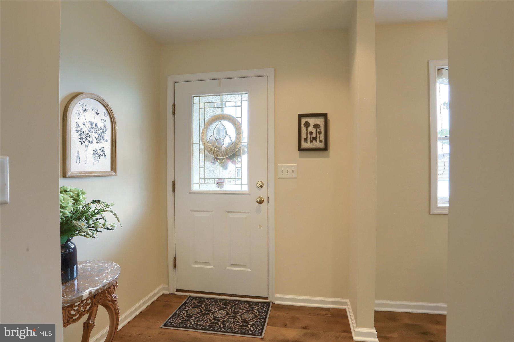 WHITE OAK MANOR - Residential