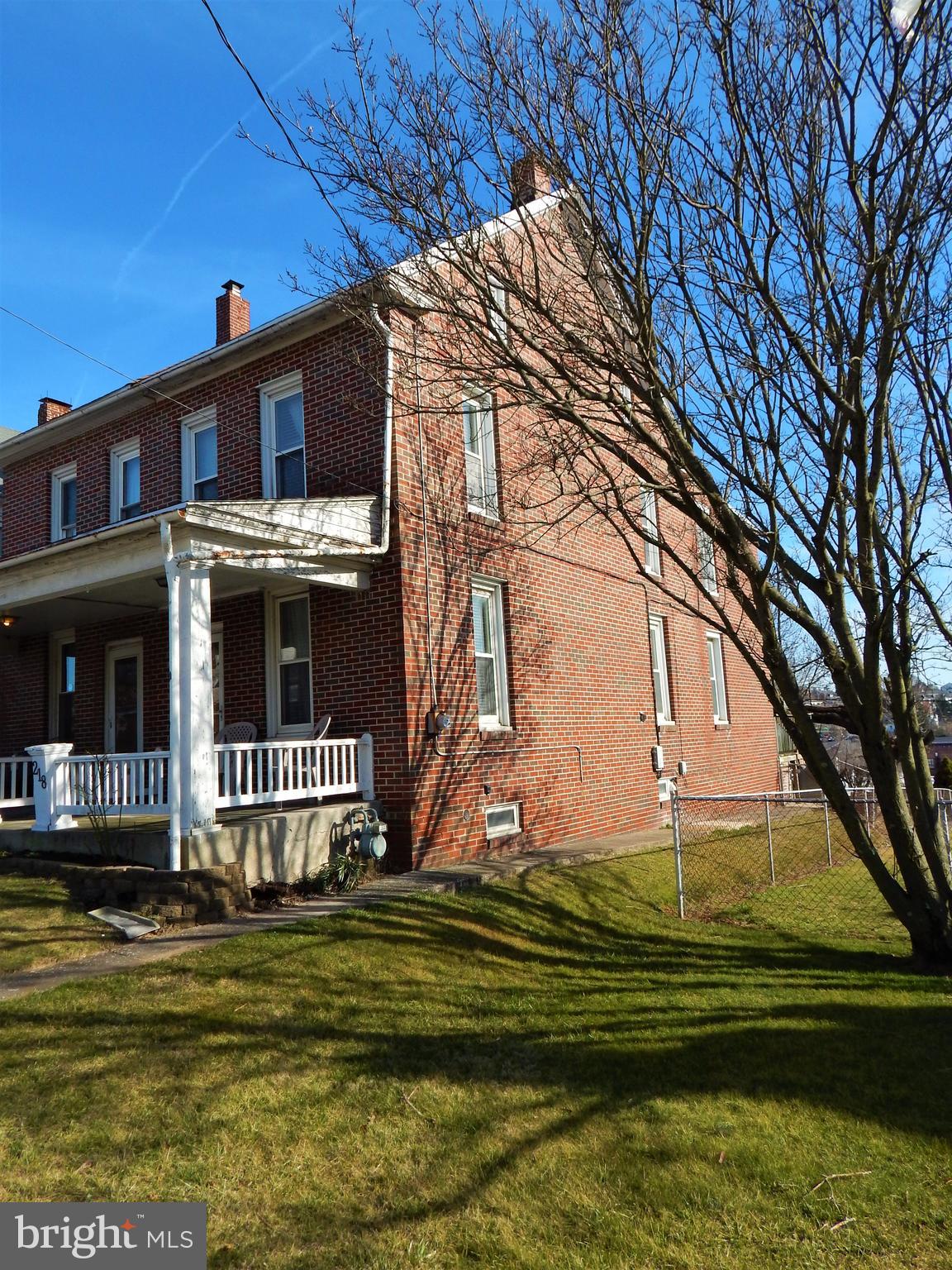 RED LION - Residential