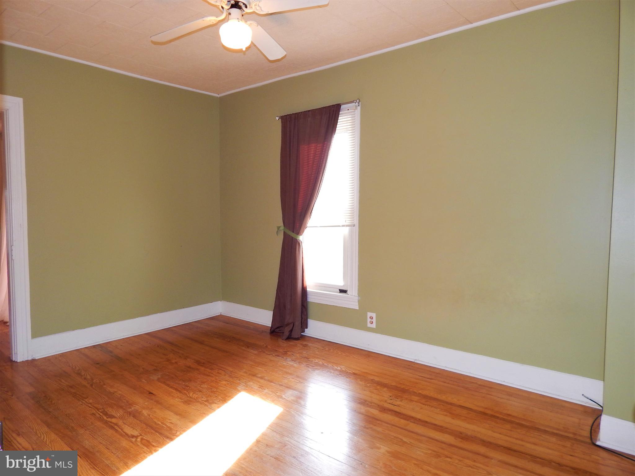 RED LION - Residential